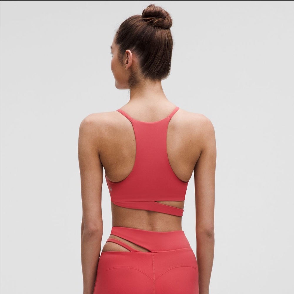Lululemon | Lightweight ultra lulu Cutout Sports Bra light support, B/C cup - Picture 2 of 7